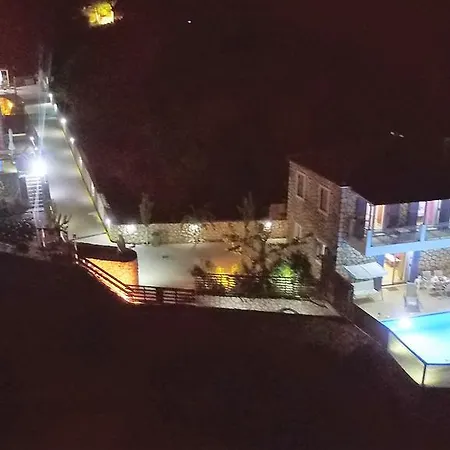 Alseides Βίλα